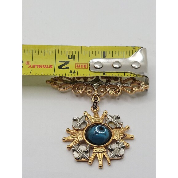 Vintage Brooch Maltese Cross Royal Gold Tone  Open Work Medieval Pin Unsigned - Picture 6 of 6